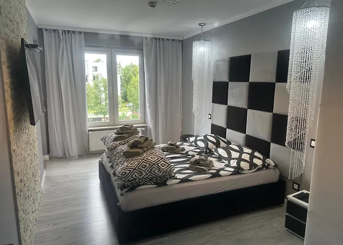 Seaside Polanki s Z Garazem, Klonowa 17E